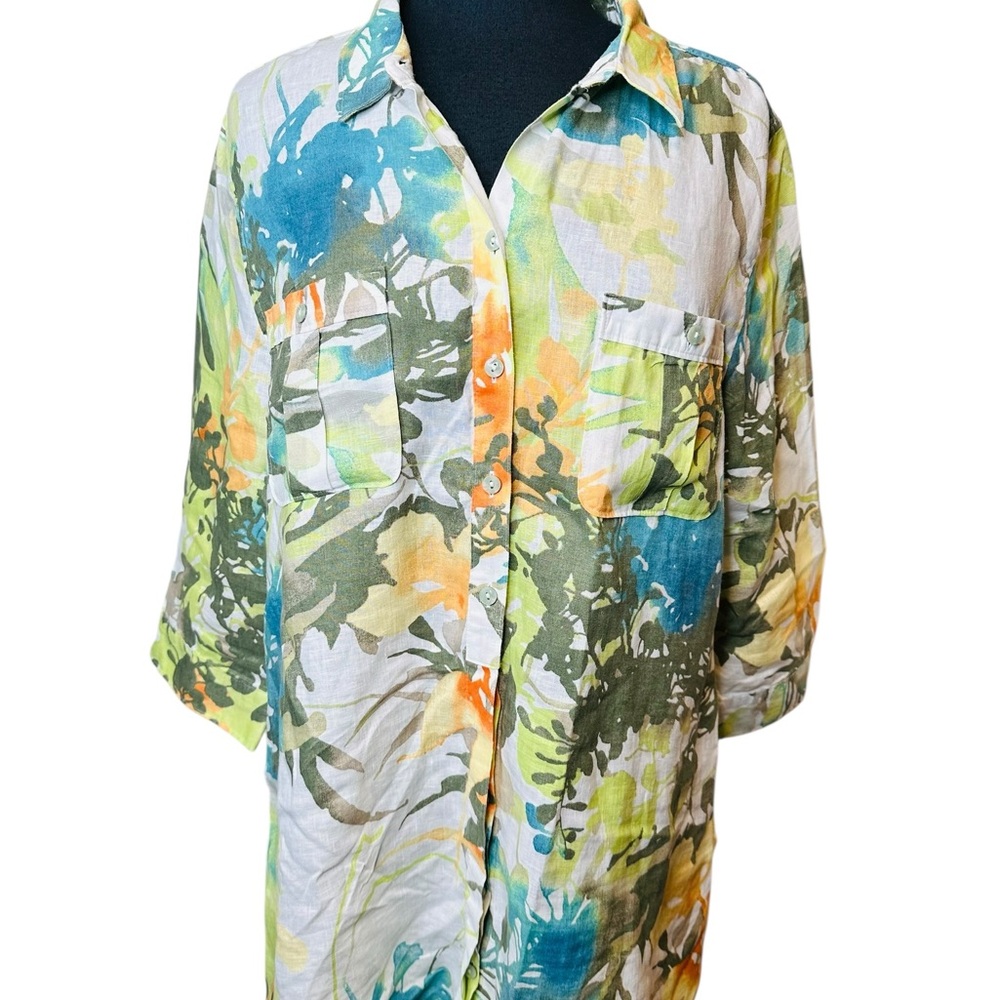 Chicos No Iron. 100% linen Floral Button-Up Women's Top Size 3/US XL